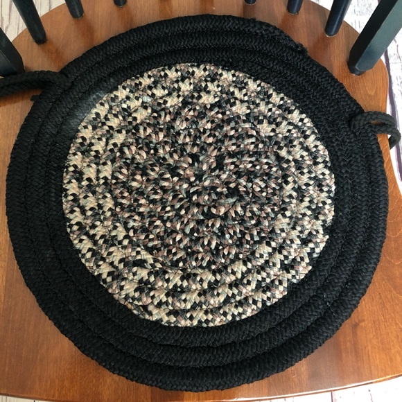 Vintage 1960’s Braided Chair Pads Set - Picture 6 of 6